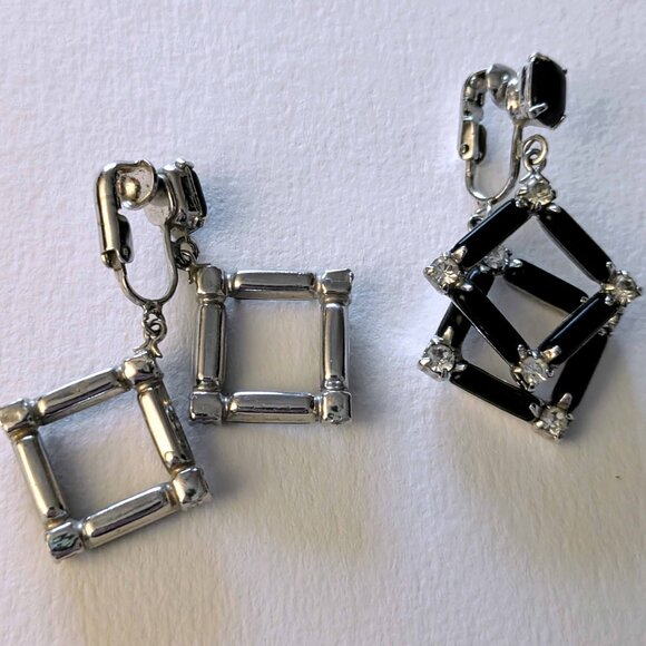vintage silver-tone black enamel rhinestone clip earrings - Picture 4 of 5